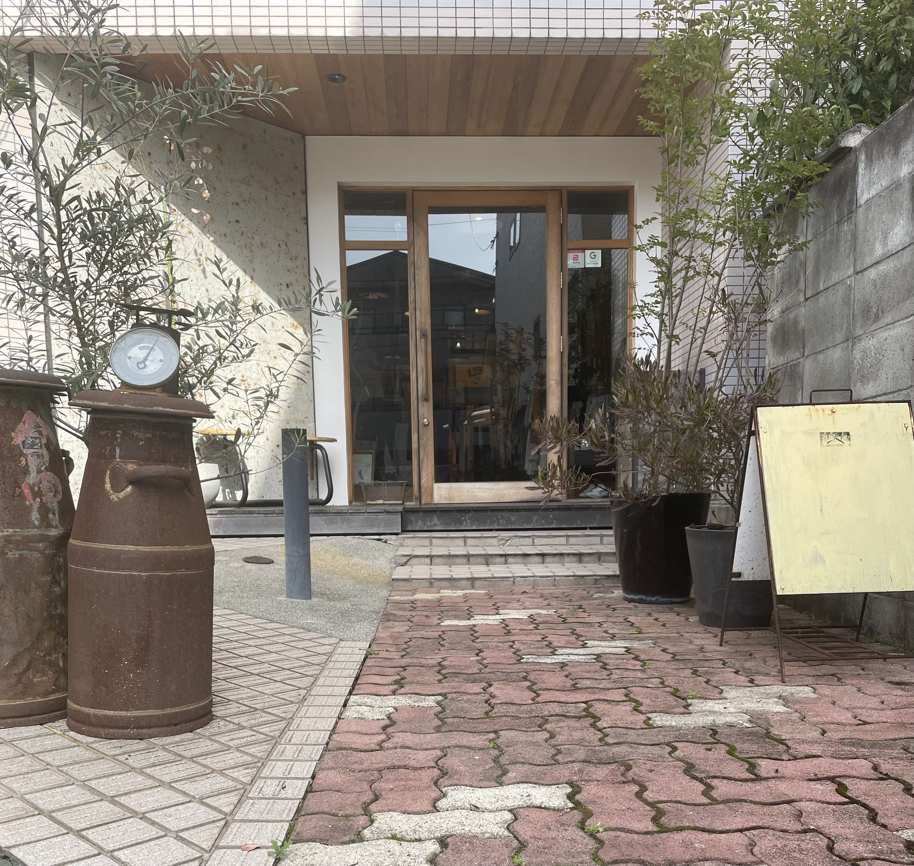雅楽大津店