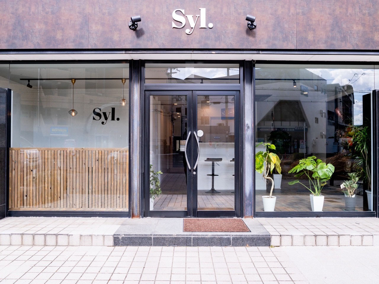 Syl.